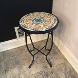 Mosaic Accent Table – Colorful Round Side Table