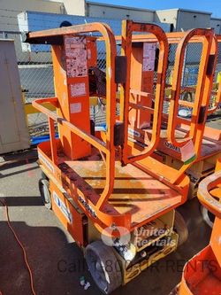 JLG Electric Vertical Lift 12’