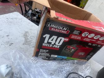 Weld-Pak 140 Amp MIG and Flux-Core Wire Feed Welder, 115V, Aluminum Welder with Spool Gun sold separately like new $599 firm