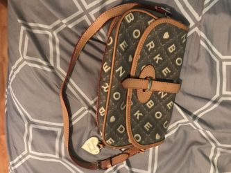 Dooney & Bourke purse