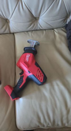 Milwaukee
M18 18V Lithium-Ion Cordless HACKZALL Reciprocating Saw (Tool-Only)