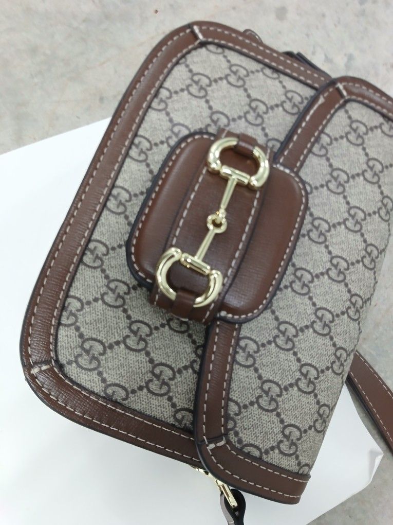 Gucci GG Supreme Monogram Horsebit 1955 Shoulder Bag Beige Brown Sugar