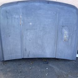 2007-2013 OEM Chevy Silverado Hood. No dents