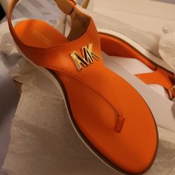 MICHAEL KORS FLATS