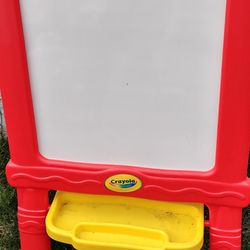 Kids Dry erase Easel/Chalkboard 