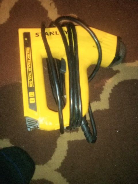 Stanley Electric Stapler/Nail gun 