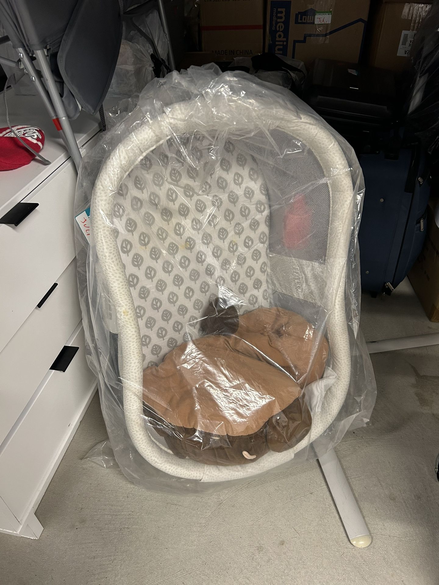 Baby Bassinet And a diaper changing table