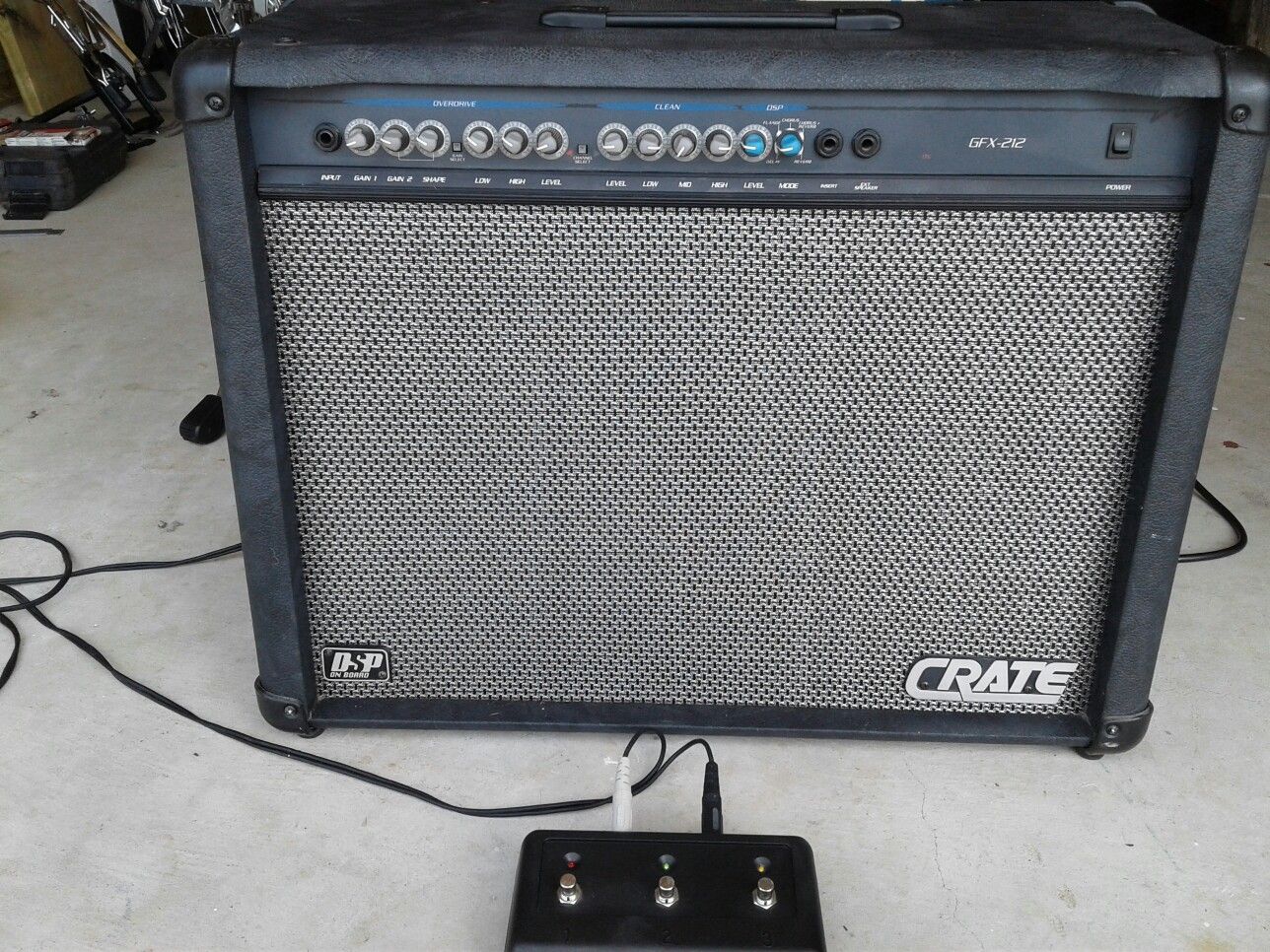 Crate GFX 212 120 Watt Guitar amp for Sale in Fountaintown IN