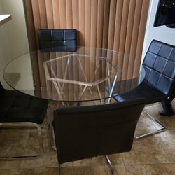 Dinning Table For Sale 