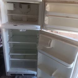 Older working refrigerator