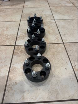 Golf cart wheel spacers