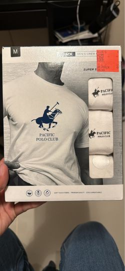 Pacific Polo Club  White T-shirts Size M
