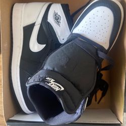 Jordan 1 Retro Size 6y