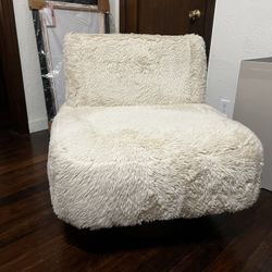 Fur Fabric Swivel Accent Chair with Wood Base