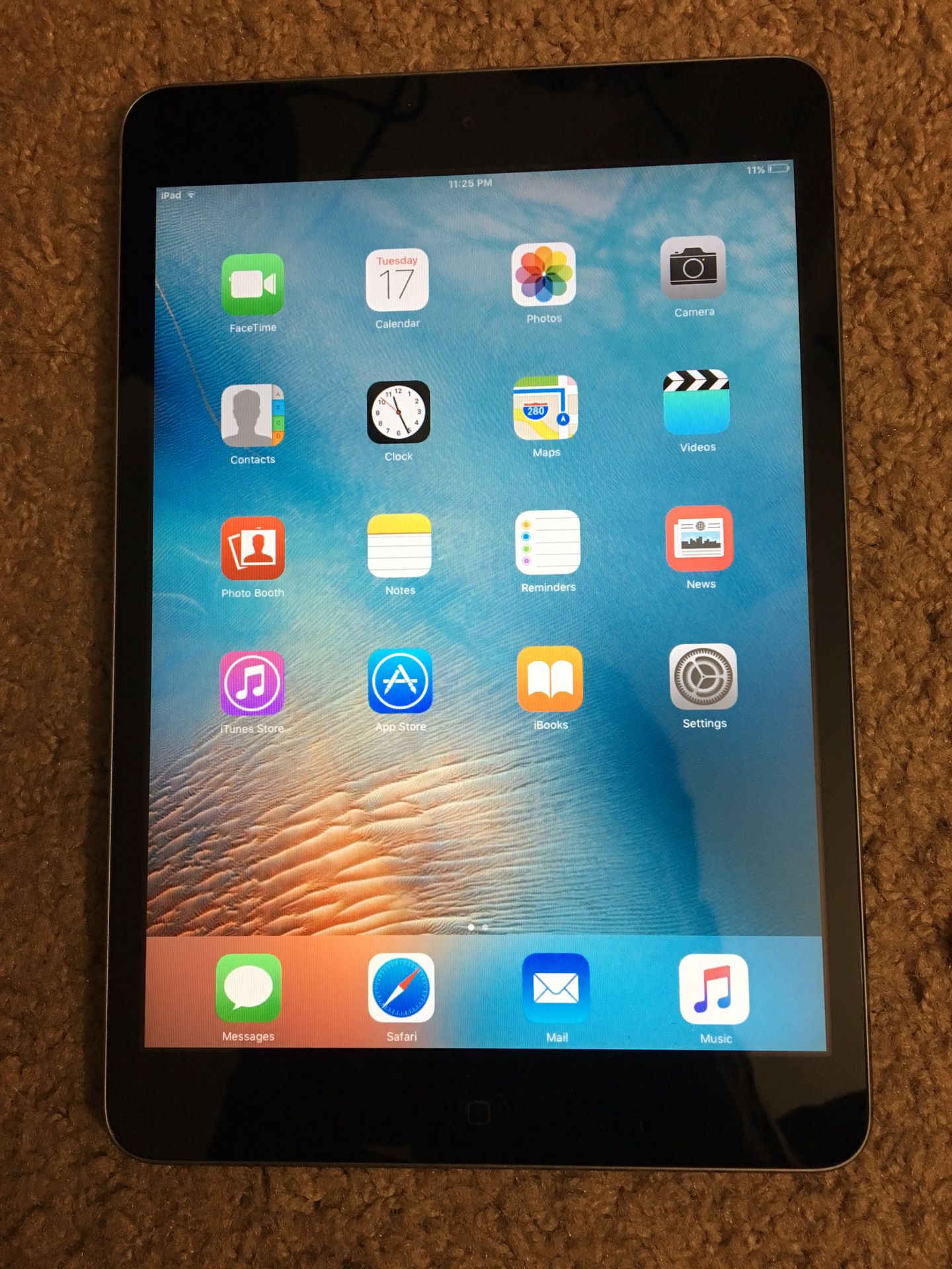 iPad mini clean and unlocked