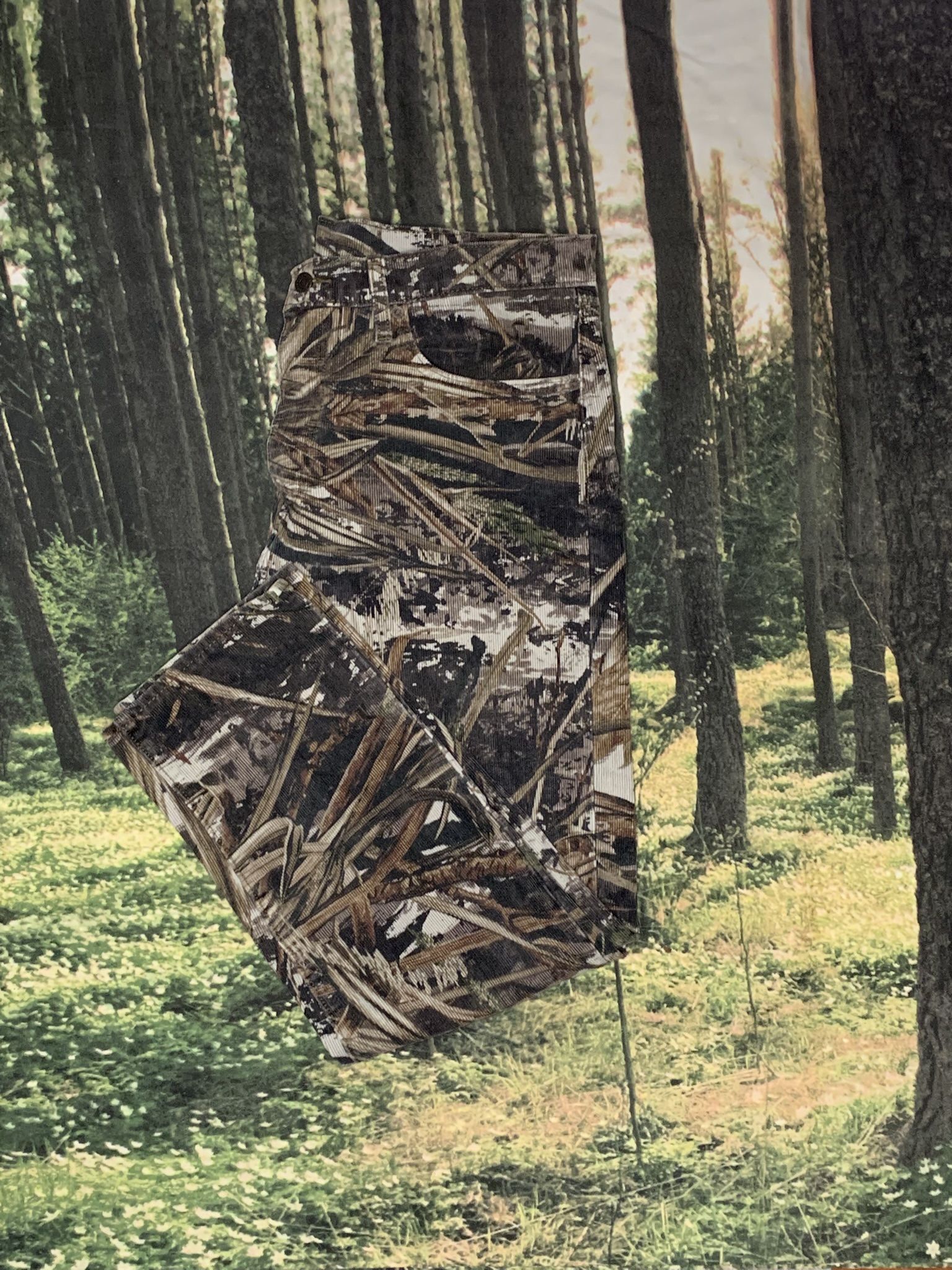 LEVI’S PREMIUM 502 CORDUROY JEANS-CAMO