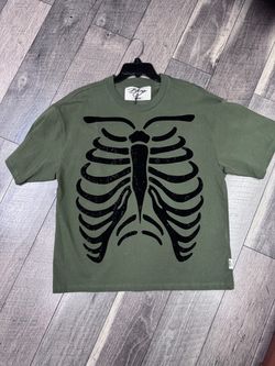 Rhinestone t -shirt size medium