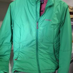 Chammara Marca Patagonia Size L DE MUJER 
