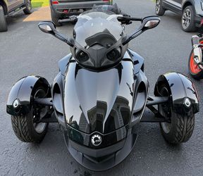 2015 Spyder RS SE5 ($7,500)