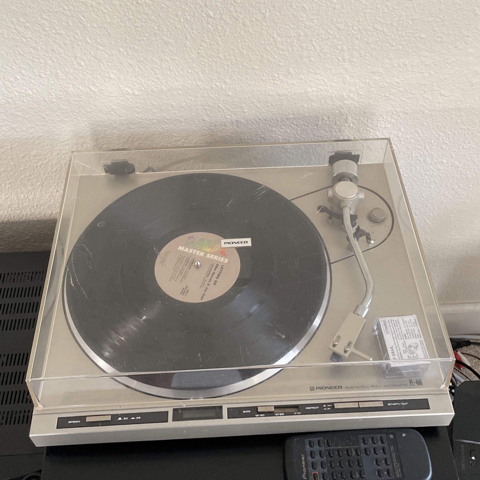 Vintage Pioneer PL400 Quartz DirectDrive Turntable New Cart & Stylus