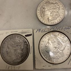 Selling Morgan Silver Dollars (4 ea), Barber Halves (5), Bicentennial Set