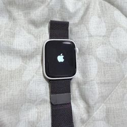 Limited Edition White Ceramic Apple Watch Series 5