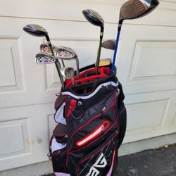 Right handed golf Set W/Bag Ping very Good Condition 