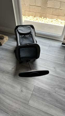 Rolling pet Carrier