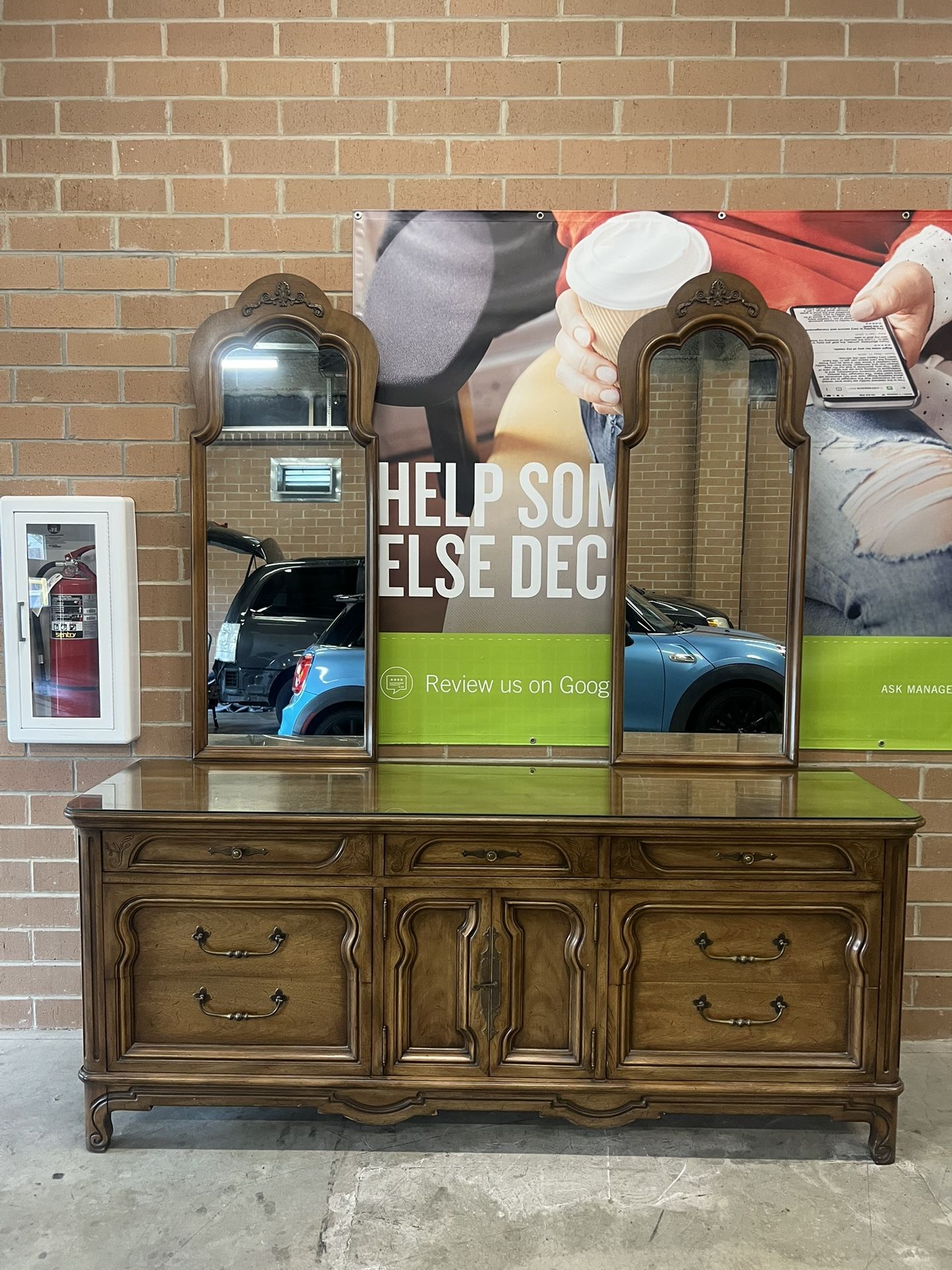 Long Dresser w/glass top and 2 mirrors
