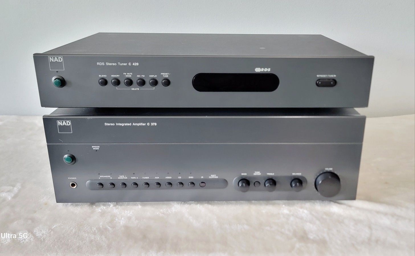 NAD C370 Integrated Amplifier Matching C 420 Tuner