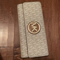 michael kors wallet 
