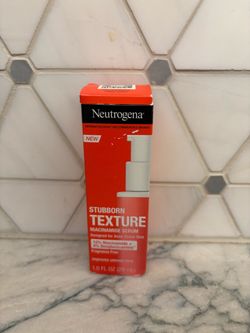 Neutrogena Stubborn Texture Niacinamide Serum is fragrance-free and designed for acne-prone skin.