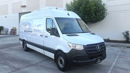 2020 Mercedes-Benz Sprinter 2500 Cargo