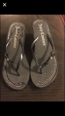 Juicy couture size 9 wedges