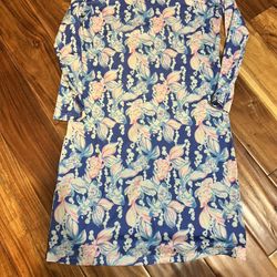 Women’s preppy design colorful dress. Size small