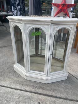 Curio cabinet