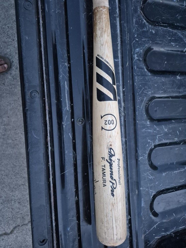 Mizuno Wooden Baseball Bat