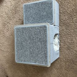 Pet Steps and Storage