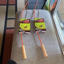 Fire Bug 2 Roast Hot Dogs Marsh Mellows On Fishing Rod 15$ Each Or 2/25$