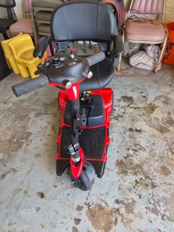 Electric scooter