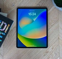 📱 Apple iPad Pro 12.9 inch 6th Generation (2022, M2 Chip) – Tablet Starting at $599 or Only $1 to Take It Home Today! Save Up to 55% with Full 1-Year