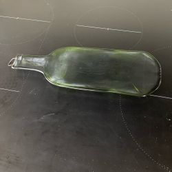 Decretive bottle plate 