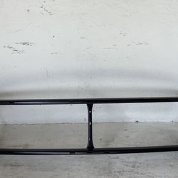 2021 2024 Chevy Tahoe/ Suburban front retainer (8)