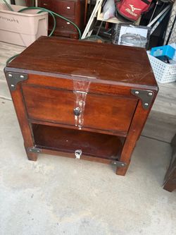 Night stand