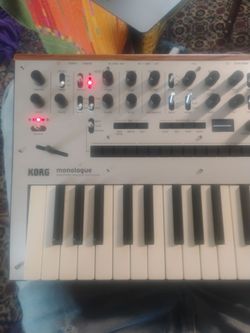 Korg Monologue Analogue Synthesizer and Volca Beats Analogue Drum Machine Combo