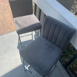 2 Padded Bar Stools – Great Condition