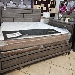 New 4pc King Bedroom Set