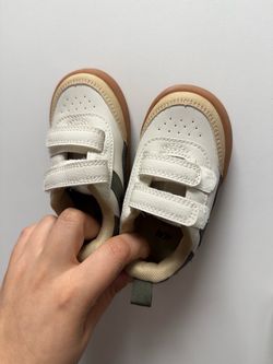 H&M baby shoes