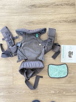 Infantino Flip 4-in-1 Convertible Carrier