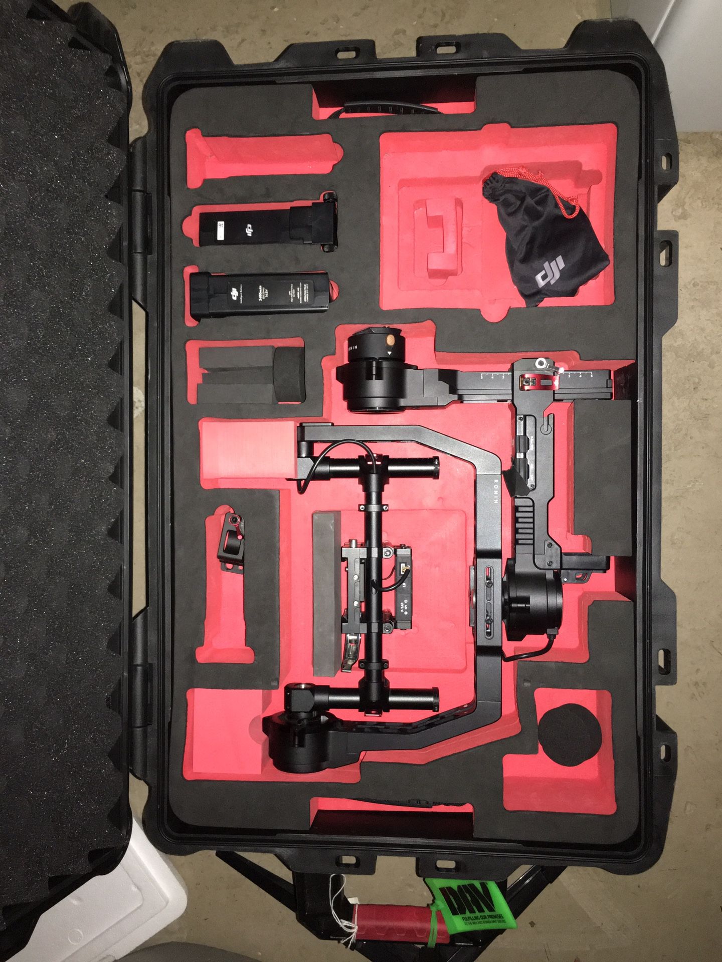 DJI Ronin 1 original 3 axis gimbal stabilizer - for heavy and lightweight camera